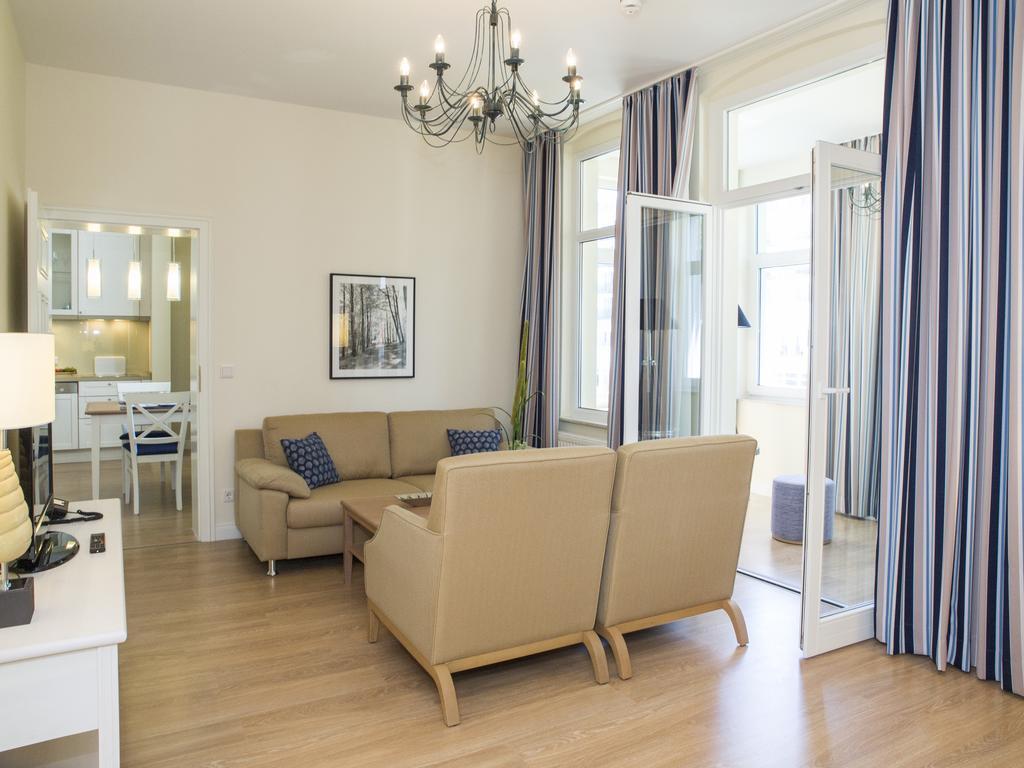 ชไตเกนแบร์เกอร์ แกรนด์โฮเต็ล แอนด์ สปา เฮริงสดอร์ฟ Hotel ภายนอก รูปภาพ A living room