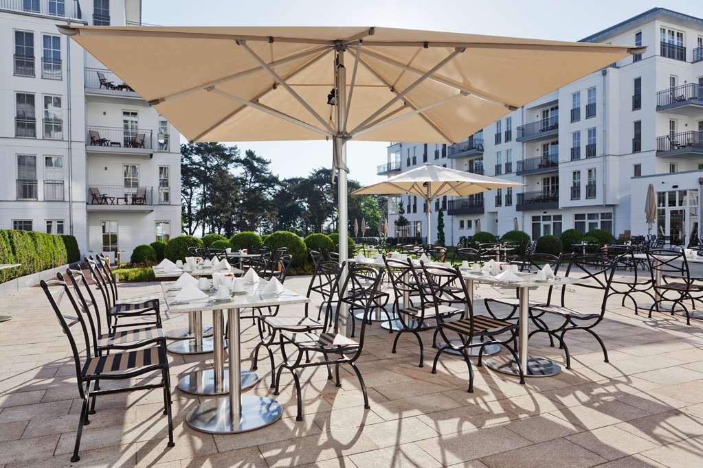 ชไตเกนแบร์เกอร์ แกรนด์โฮเต็ล แอนด์ สปา เฮริงสดอร์ฟ Hotel ร้านอาหาร รูปภาพ The hotel's outdoor restaurant